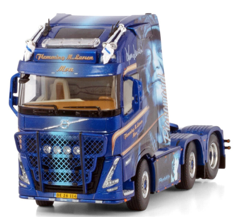 WSI VOLVO FH5 GLOBETROTTER XL 6X2 TWIN STEER Flemming M. Larsen 1:50 Truck Pre-built Model