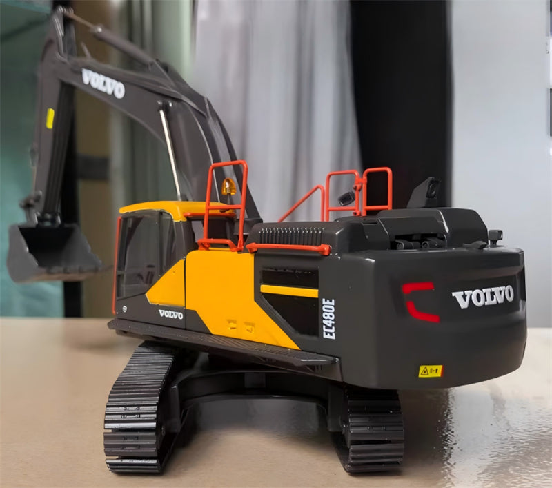 1:50 VOLVO EC480E MOTORART Collector Edition DIECAST Model
