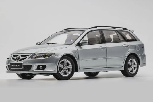 YC Model 1:18 Mazda 6 wagan diecast model silver