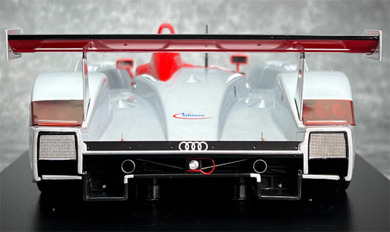 1:18 Audi R8 2000 Spark Le Mans Resin Car Model view10