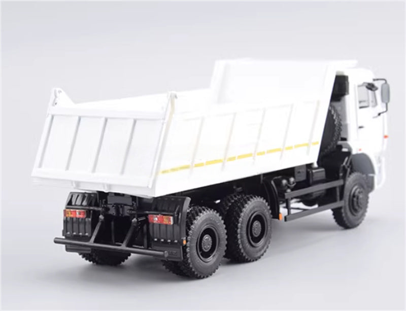Modimio Russia 6X6 Kamaz-6522 heavy-duty dump truck 1:43 Truck Pre-built Airliner Model Display view4