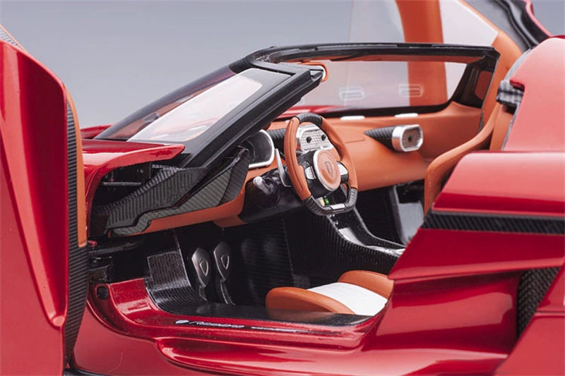 AUTOART KOENIGSEGG REGERA Car red 1:18 Resin car