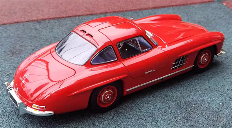MINICHAMPS Mercedes Benz 300 SL W198 Coupe 1954 Red with blue interior 1:18 Car Pre-built Model view5