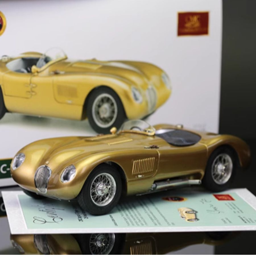 CMC Jaguar C-Type 1952 25th Anniversary Edition golden Limited Edition 1:18 DIECAST Car