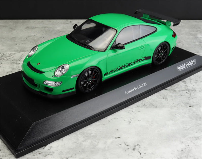 MINICHAMPS Porsche 911 GT3 RS dark green 1:18 Car Pre-built Model view9