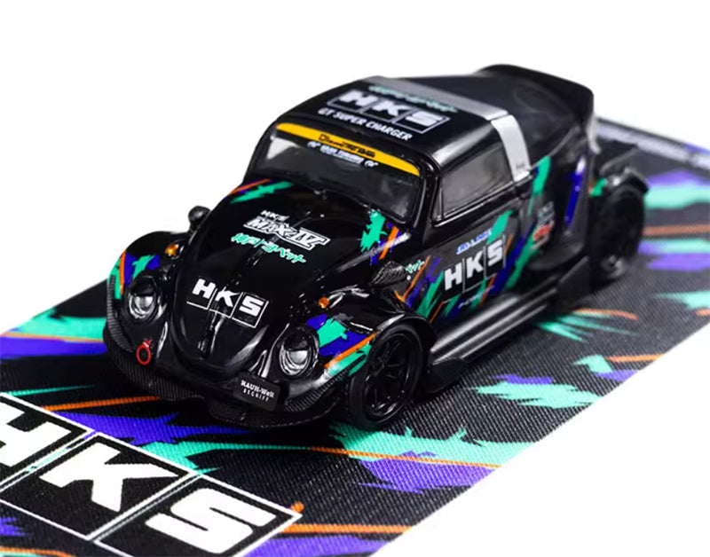 TIMEMICRO Scania Container Truck HKS w/ BMW M4 Car w/ VW Beetle Car w/ 2 Figures 1:64 Car Pre-built Model view3