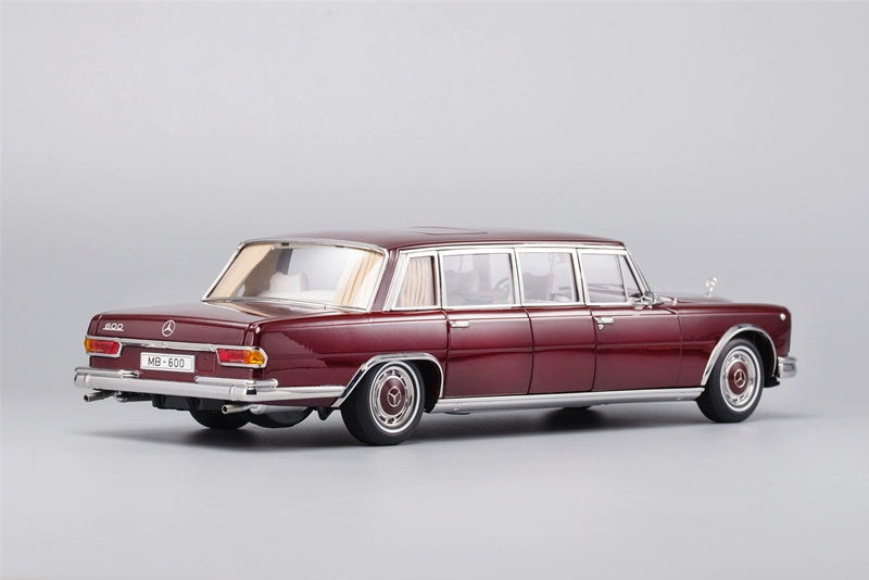 KengFai Mercedes Benz S600 Pullman Classic Car Pearlescent red 1:18 DIECAST CAR