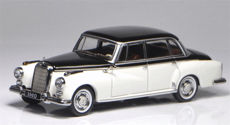 GFCC Mercedes Benz 300D 1959 vintage Car Black White Double Limited Edition 300PCS ONLY LHD 1:64 car Pre-built Model view1