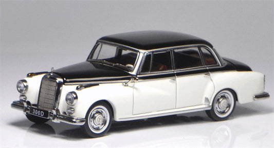 GFCC Mercedes Benz 300D 1959 vintage Car Black White Double Limited Edition 300PCS ONLY LHD 1:64 car Pre-built Model view1