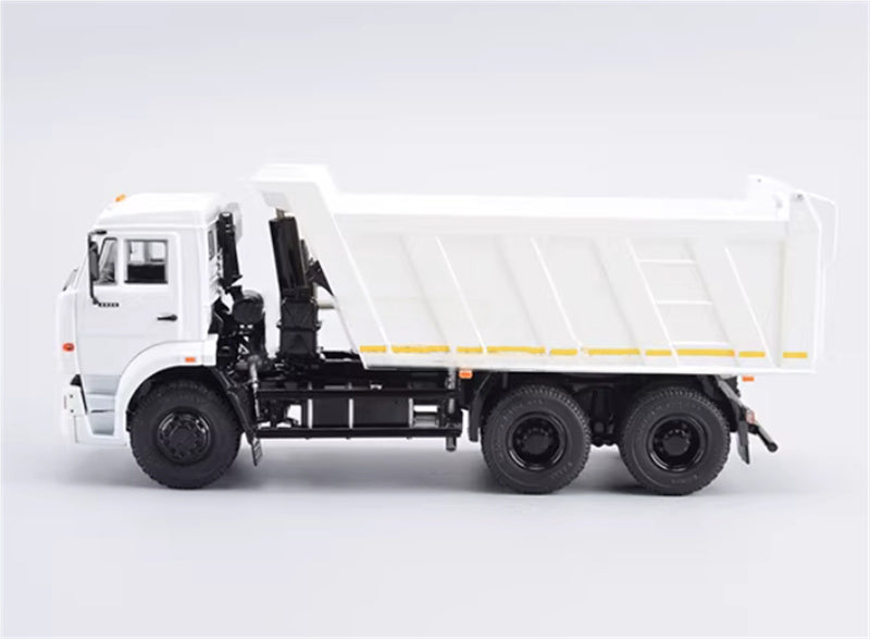 StartScaleModels Russia Kamaz 6520 heavy-duty dump truck 1:43 Truck Pre-built Airliner Model Display view3