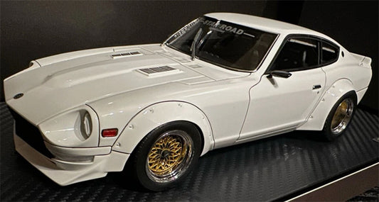 IGNITION MODEL Nissan Fairlady ZS30 STAR ROAD white 1:18 Car Pre-built Model view1