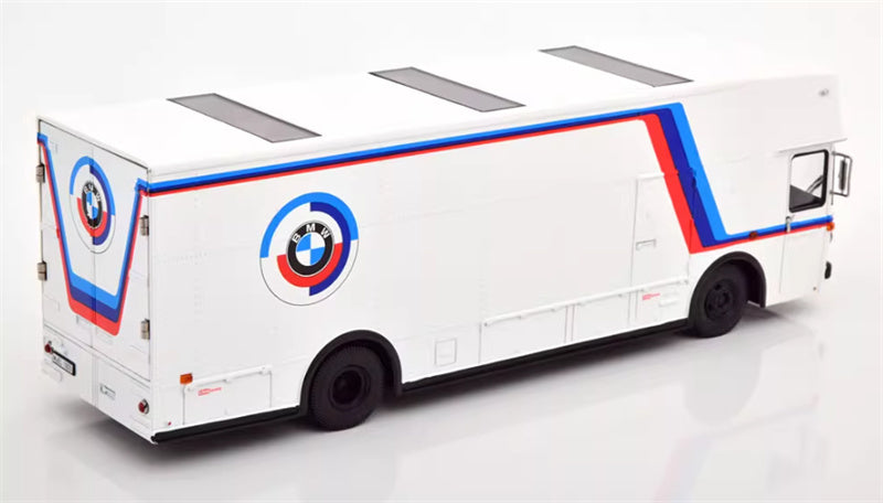 Schuco Renntransporter BMW Motorsport 1:43 Truck Pre-built Model view5