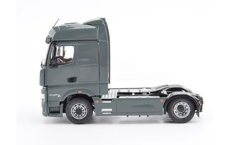 1:43   KAMAZ-54901 StartScaleModels   ABS Model