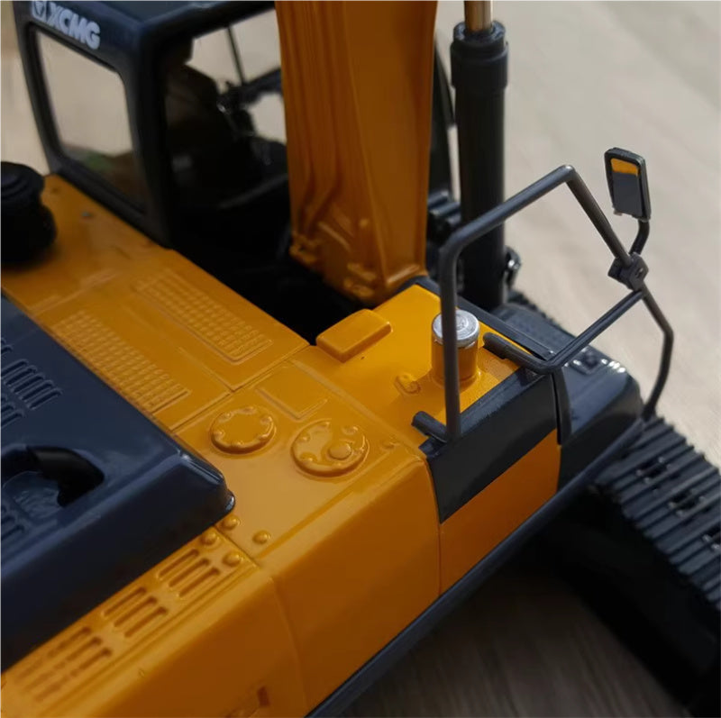 XCMG XE215DA New Excavator Yellow 1:35 Truck Pre-built Model
