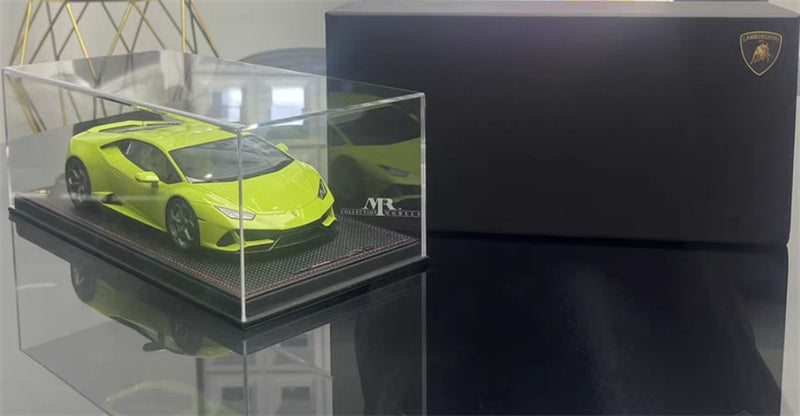 MR Lamborghini Huracan EVO Supercar Green Leather base 1:18 Car Pre-built Model view4
