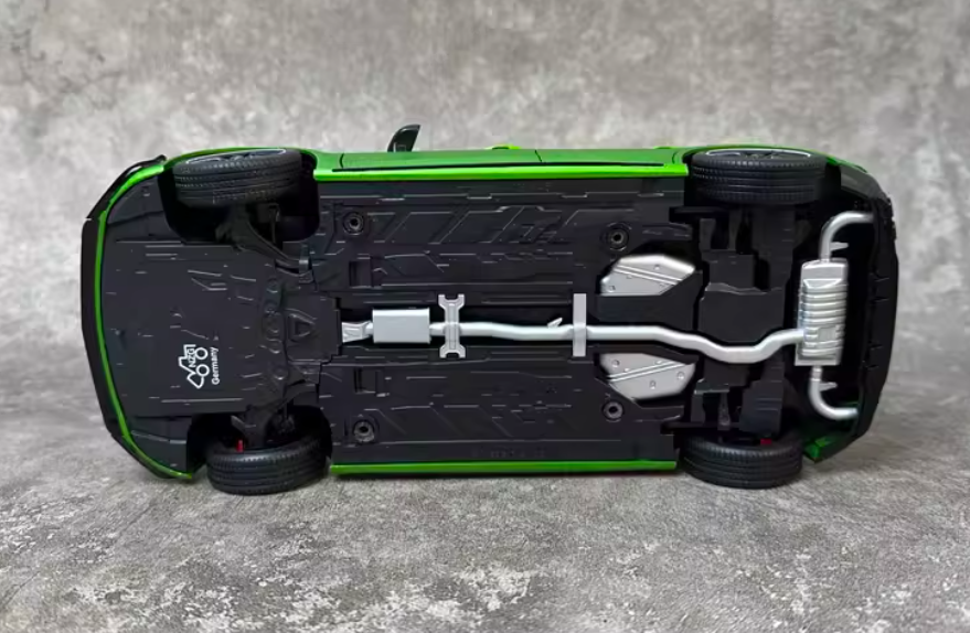 1:18 Mercedes-Benz AMG A45 S  Green Demon  NZG Magic Flame Green Special Edition LTD 200PCS ONLY DIECAST car Model