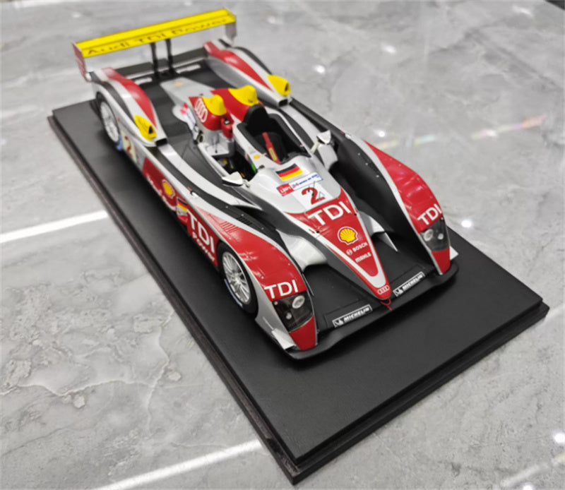 1:18 Audi R10 TDI lmp1 2008 Spark Le Mans Resin Car Model view4