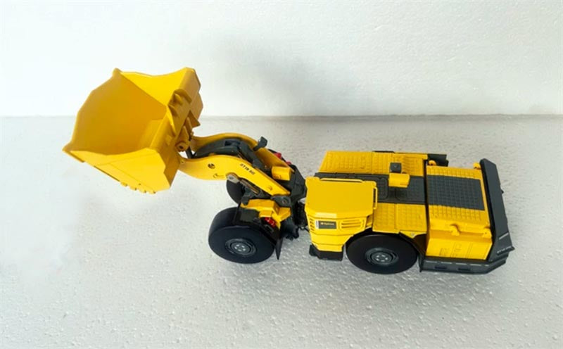 1:50   ST18 SG Epiroc  Yellow Diecast Model
