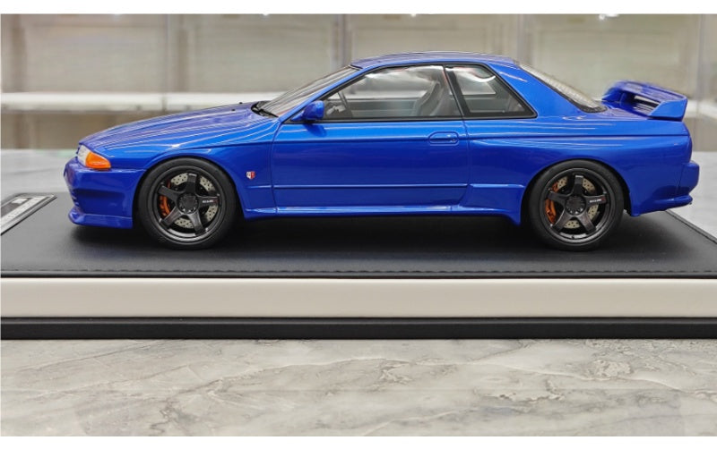 1:18 Nissan GT-R (R32) Coast Blue MOTORHELIX Customized Version Limited 99 pcs Resin Car Model