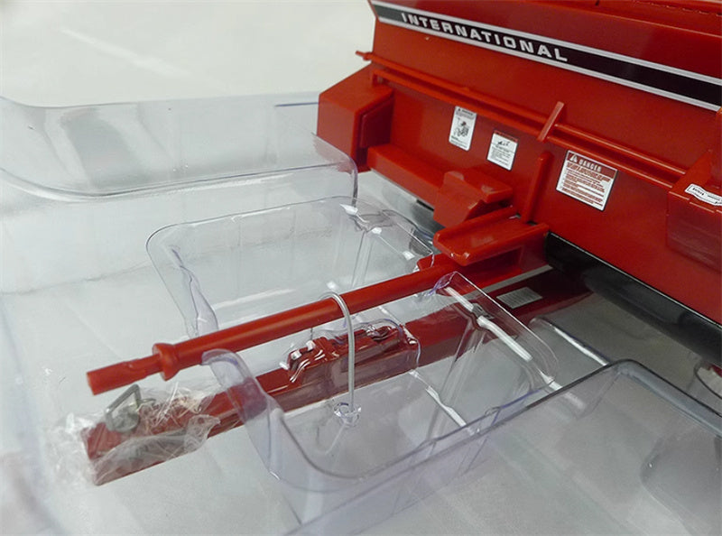 SpecCast CASE IH 120 Internationalage Wagon red 1:16 Truck Accessories Pre-built Model
