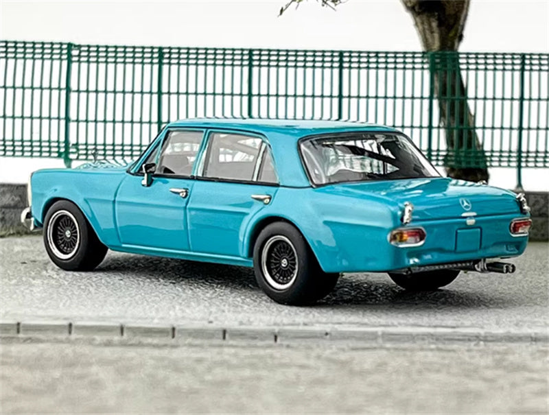 Liberty 64 Mercedes Benz 300SEL AMG (W109) blue 1:64 Car Pre-built Airliner Model Display view3