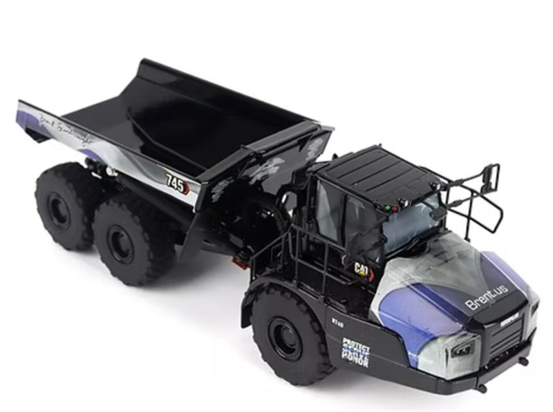 CATERPILLAR 745 Articulated Dump Truck Brent version Limited Collector's Edition 1:50 Truck Pre-built Model