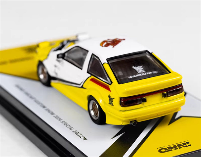 INNO64 Toyota SPRINTER TRUENO AE86 Brunei 1:64 car Pre-built Model view6