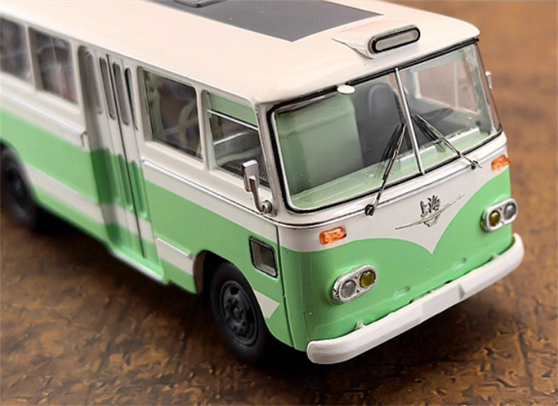 AUTO-GLIMPSE Shanghai Bus SK561 articulated trolley bus Pink green 1:64 Bus Pre-built Model view9