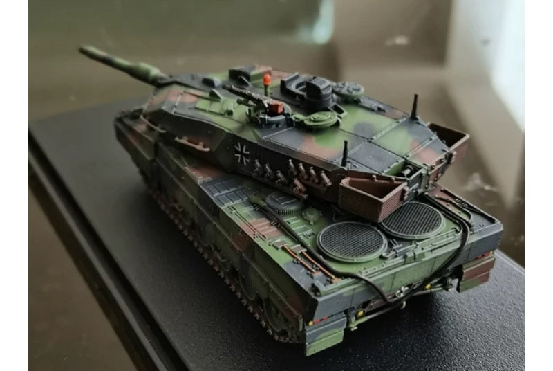 Panzerkampf German Army (Bundeswehr) Leopard 2A5  1:72 NATO Three-tone Camouflage Model