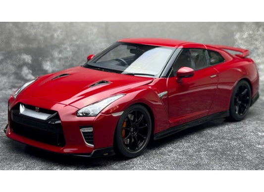 1:18 Nissan GT-R R35 2022 Vibrant Red MOTORHELIX Track Edition Limited Edition 299PCS ONLY DIECAST Model