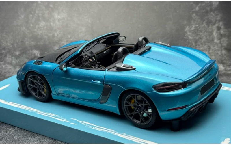 1:18 Porsche 718 Spyder RS Ipanema Blue MINICHAMPS Convertible Limited 300 pcs DIECAST Car Model
