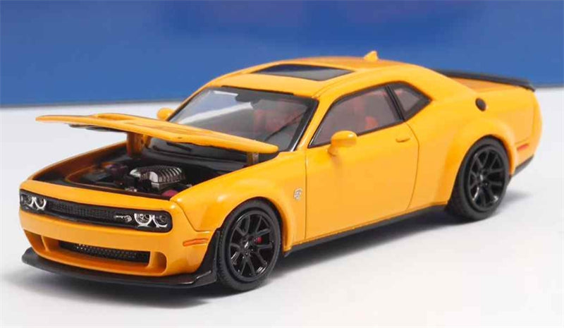 1:64 Dodge Challenger SRT Hellcat Limited Edition 699pcs ONLY  Yellow Stance Hunters DIECAST Model
