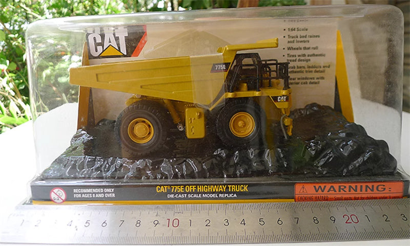Norscot cat 775E Off Highway Truck yellow 1:64 Truck Pre-built Model