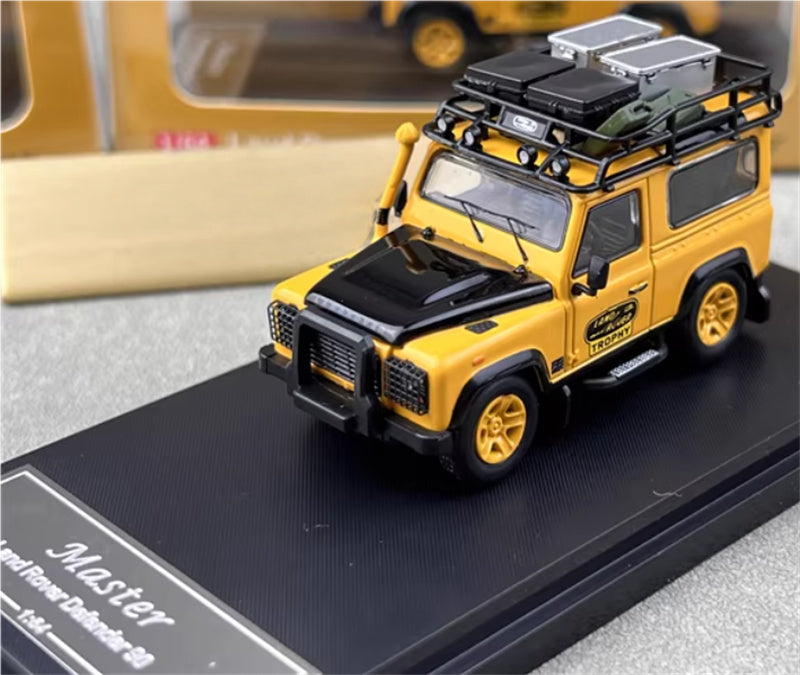 Master Land Rover Defender 90 Camel TROPHY Black Lid with Accessories 1:64 Car Pre-built Airliner Model Display view1