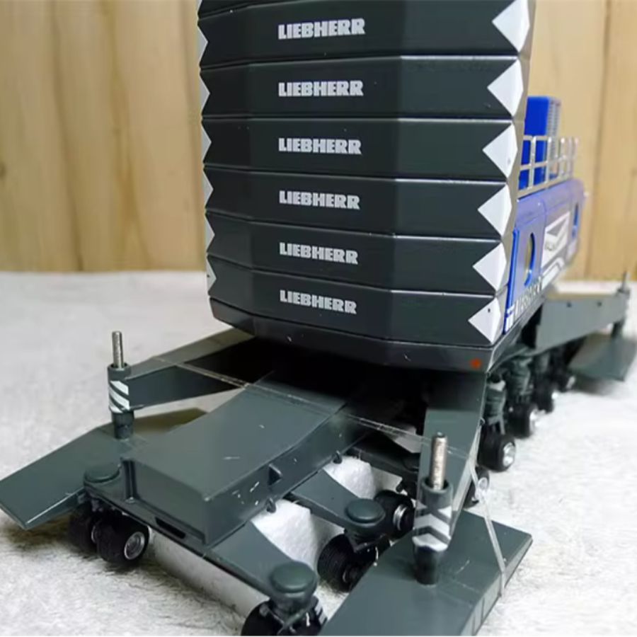 NZG Liebherr LHM 500 Mobile Harbour Wallmann & co Crane blue 1:87 DIECAST Crane Truck