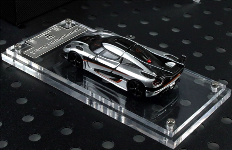 TIME TOP Koenigsegg One:1 metallic silver 1:64 Car Pre-built Model view2