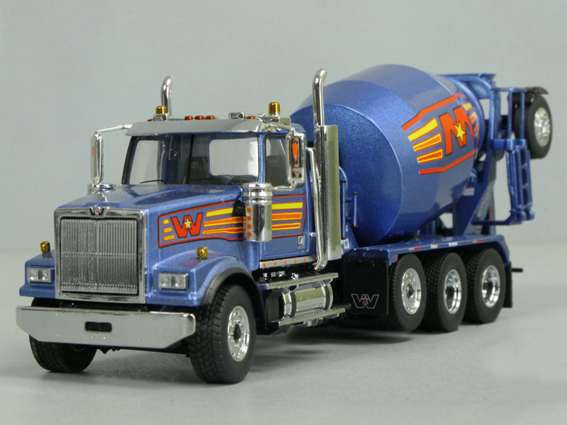 CATERPILLAR Western Star 4900 With MCNEILUS BRIDGEMASTER MIXER 1/50 Truck Pre-built Model