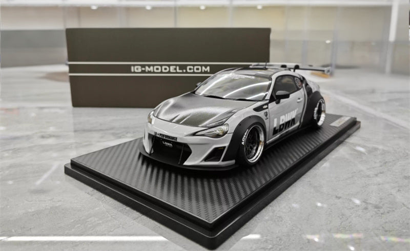 IGNITION MODEL Wide body Toyota 86 ver.1 lb gray black 1:18 Car Pre-built Model view3