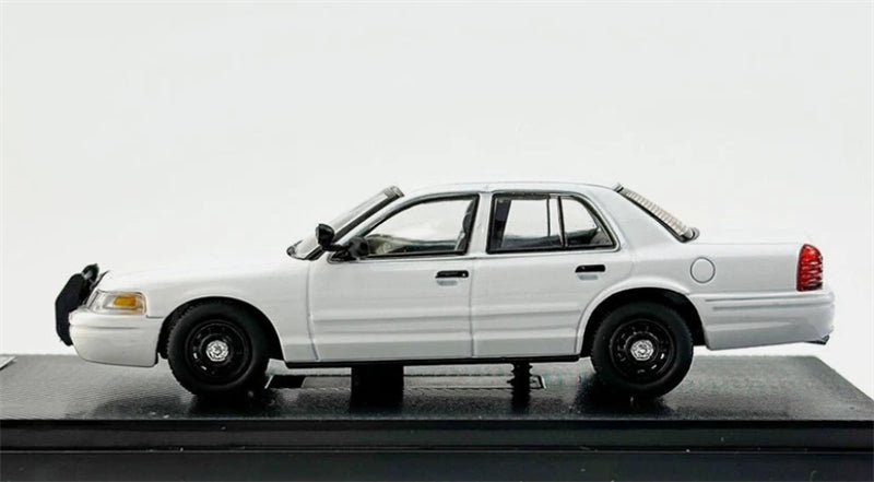 Rollin Ford Crown Victoria White covered police car Unmarked 1:64 Car Pre-built Model