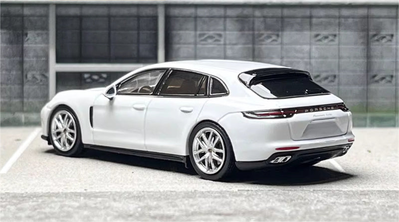 Furuya Porsche Panamera Pearl White Hunting Edition 1:64 car Pre-built Model view4
