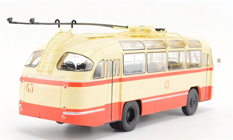 1:43 LAZ-695T Modimio ABS Model