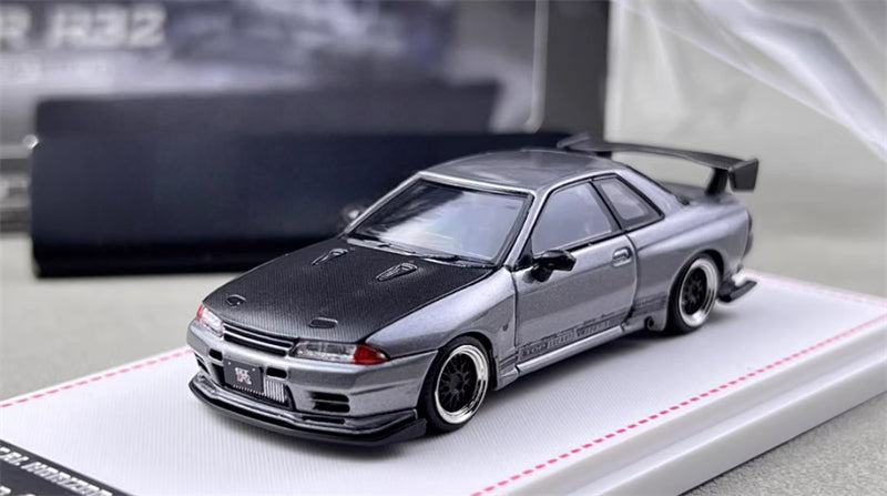 Focal Horizon Nissan Skyline GT-R R32 Grey Black Cover Limited Edition 699PCS ONLY 1:64 Car Pre-built Model view1