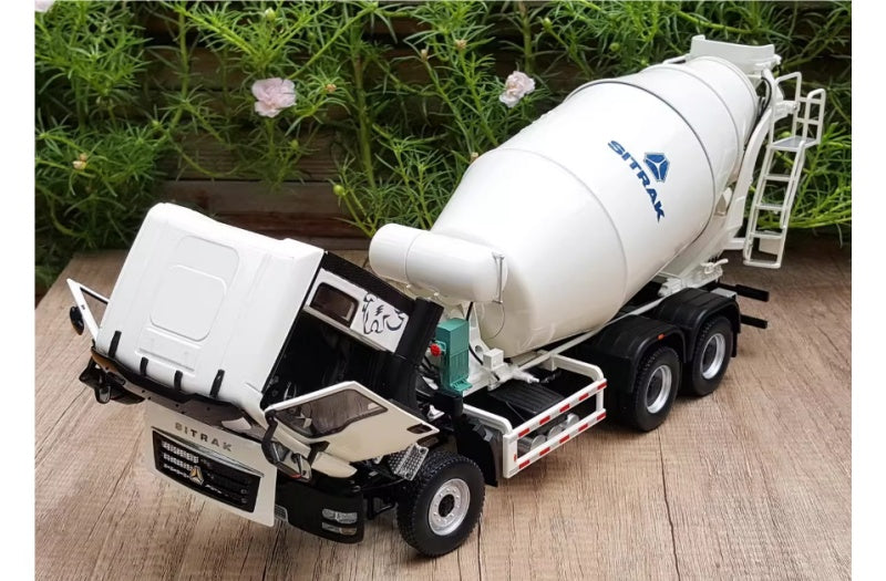 Sinotruk SITRAK 6x4 mixer truck 1:24 Truck Pre-built Airliner Model Display view3
