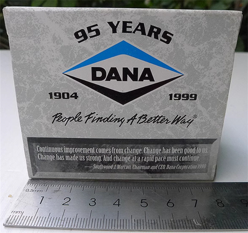 ERTL 1904 d Oldsmobile Delivery DANA 95 YEARS out of print 1:43 Car Pre-built Model