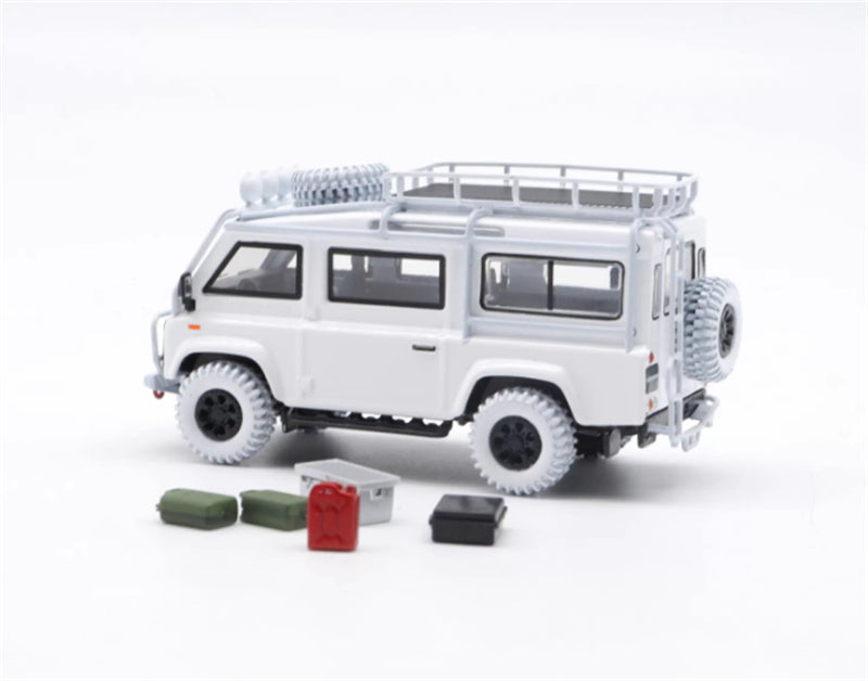 Master Land Rover Defender Van White with accessories 1:64 Car Pre-built Airliner Model Display view4
