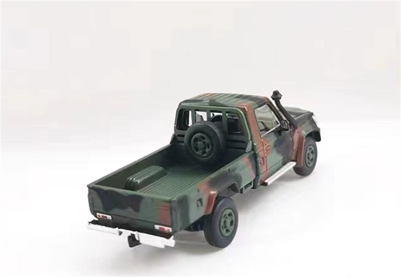 RHINO MODEL Toyota Land Cruiser LC79 military green Pickup Truck 1:64 Truck Pre-built Model view8