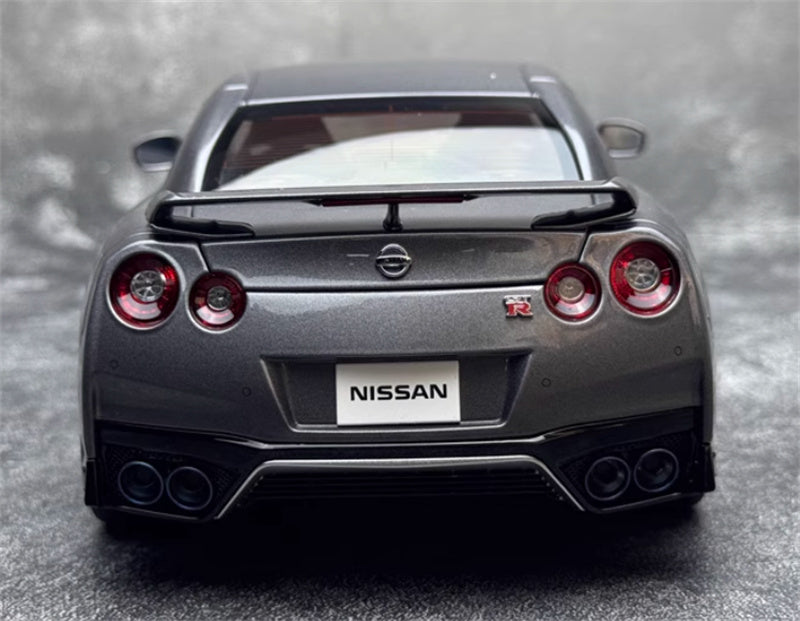 MOTORHELIX Nissan GT-R R35 T-Spec grey fully open 1:18 Car Pre-built Model view3