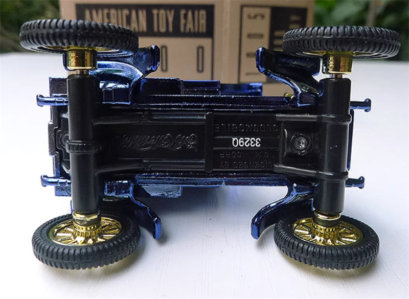 ERTL d Delivery 1905 Chrome Blue Commemorative Edition 1:43 Car Pre-built Model