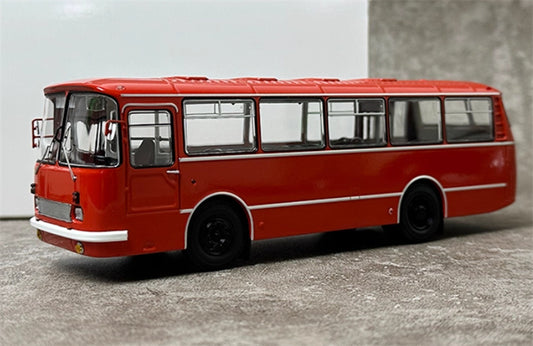 DEMPRICE Russian 695 Bus red 1:43 Bus Pre-built Model view1