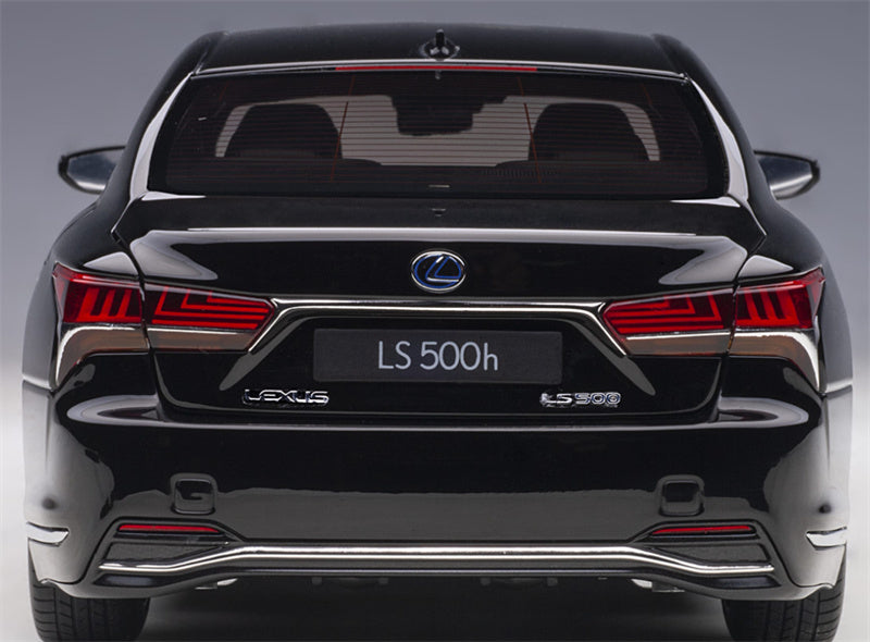 AUTOART LEXUS LS500H Fully open black 1:18 Car Pre-built Model view8